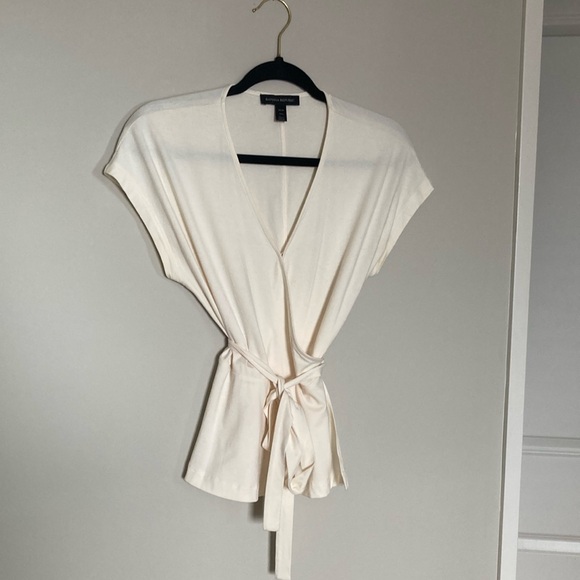 Banana Republic Wrap Peplum Top - Picture 1 of 4